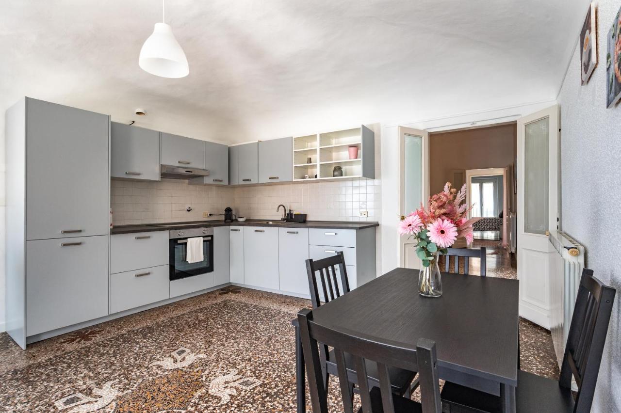 Seaside Apartment Genova エクステリア 写真