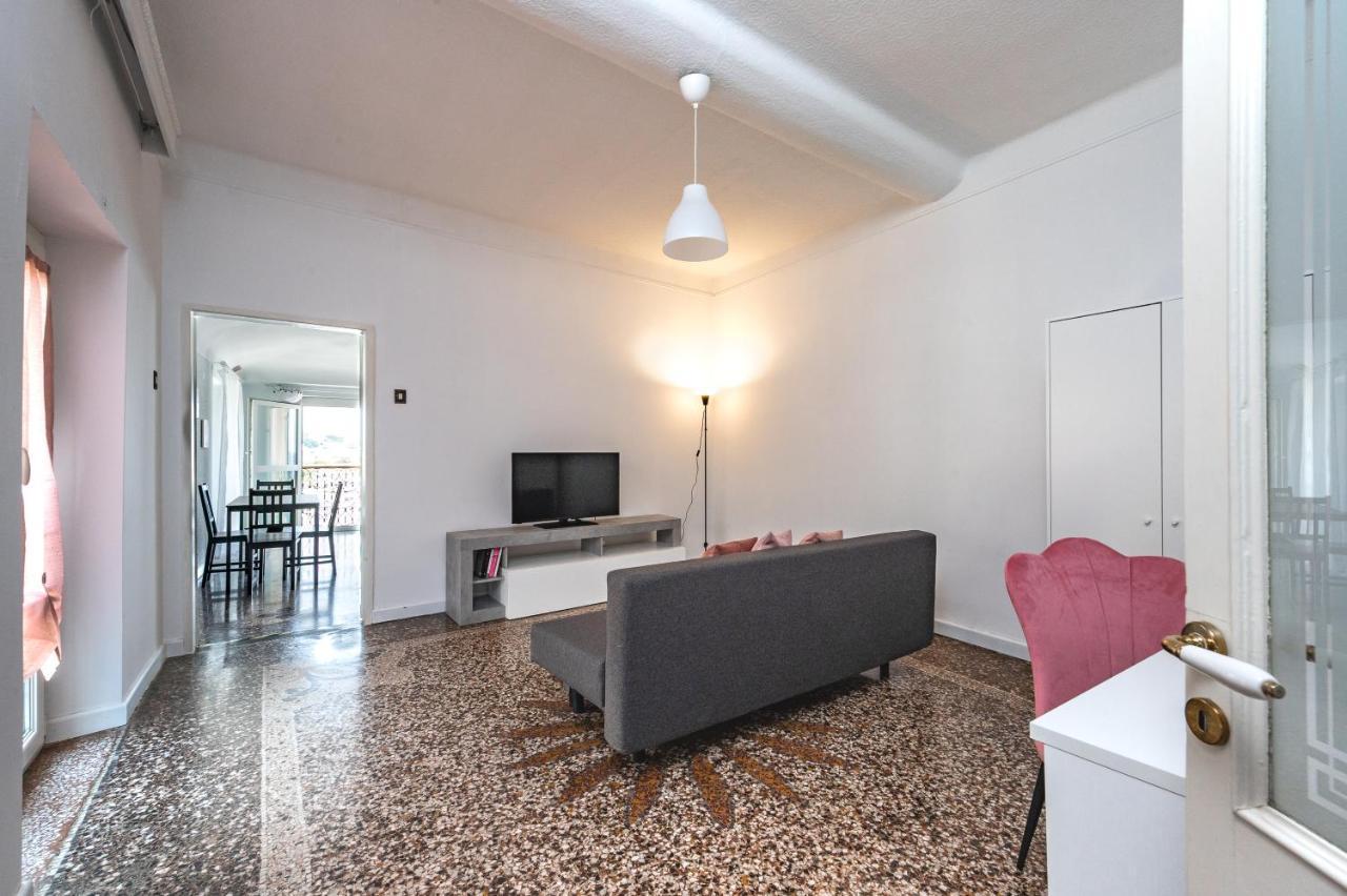 Seaside Apartment Genova エクステリア 写真